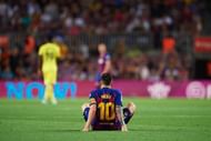 Re-signing Neymar would help to reduce the burden on Messi's shoulders.